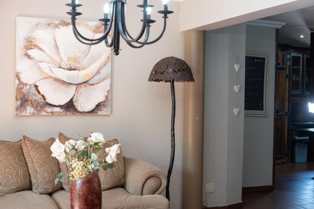 Micasa Sucasa Guesthouse Lephalale Экстерьер фото